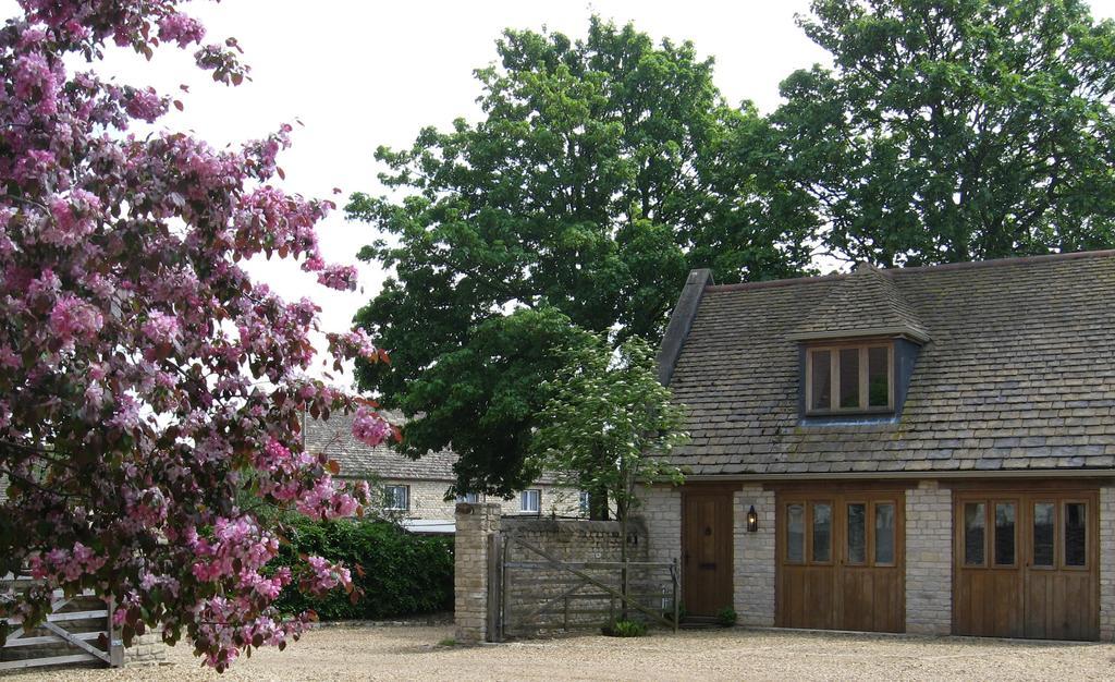Oundle Bespoke Apartments Oda fotoğraf